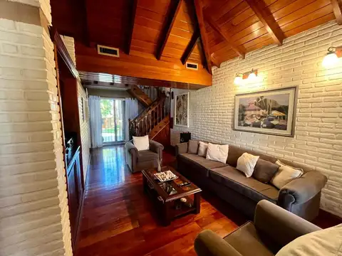 Casa en Venta de 4 dormitorios