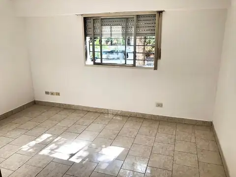 2 amb planta baja con patio
