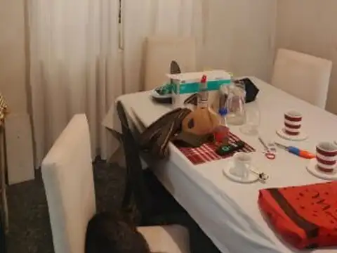 Depto Tipo Casa 4 ambientes con 2 baños