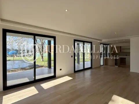 Casa en Venta en Manuel Alberti, USD 630.000