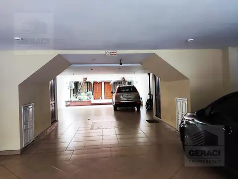 Depto Tipo Casa en Venta de 5 ambientes