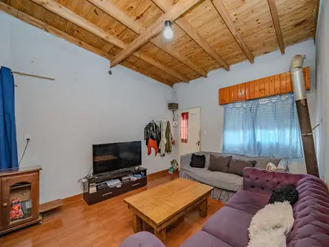Casa 4 ambientes con 1 baño