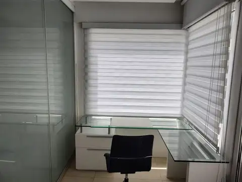 Oficina 4 ambientes con 3 baños