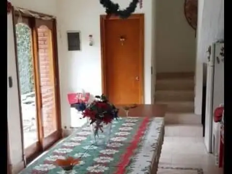 Casa  en Venta en Villa Luzuriaga