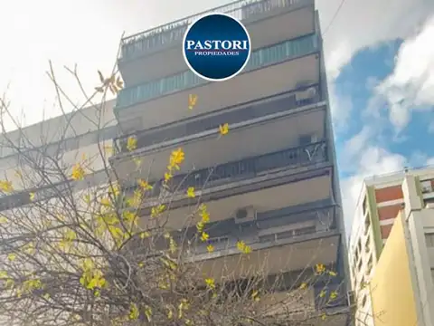 Julian Alvarez 2700, Piso 1°