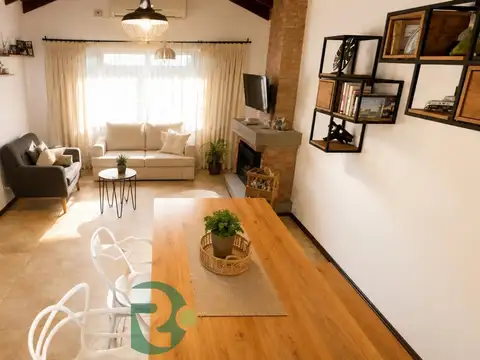 Casa en Venta en Castelar Norte, USD 195.000