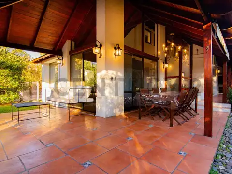 Casa en Venta en Country Carlos Pellegrini, USD 650.000