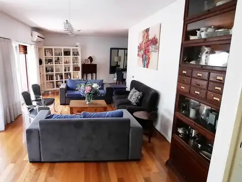 Julian Alvarez 2803 , Piso 1