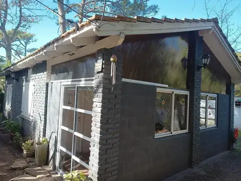 alameda 206 al 846 Villa Gesell