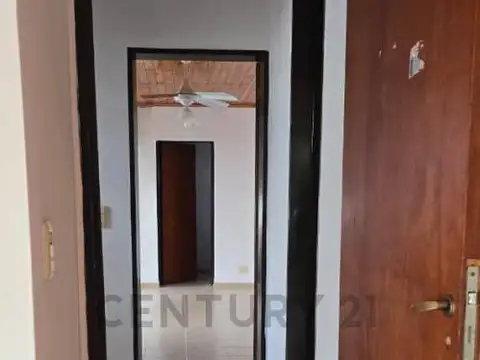 Casa en Alquiler con 1 cochera