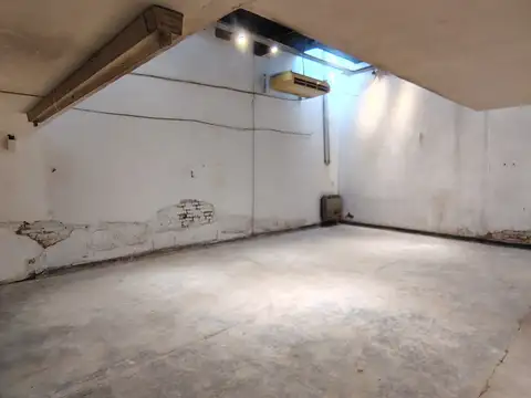 GALPON - IDEAL SHOWROOM + TALLER/DEPOSITO