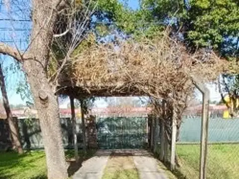 Casa en Alquiler en Pueblo Esther, $ 750.000