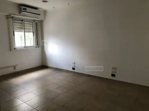 Avenida Rivadavia 8400, Piso 2