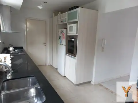 Depto Tipo Casa en Venta de 3 dormitorios