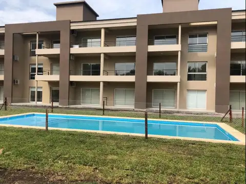 Departamento en venta completo Va Pilar, con cochera y pileta - Foto 0