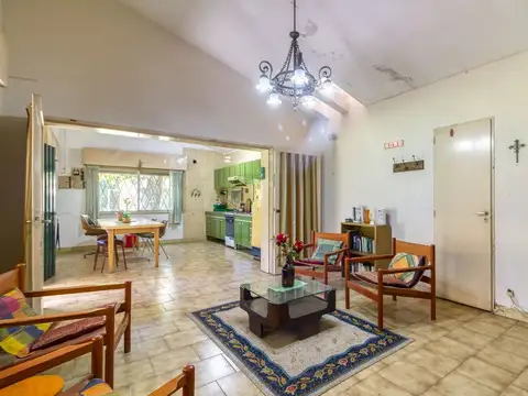 Florencio Sánchez 1300