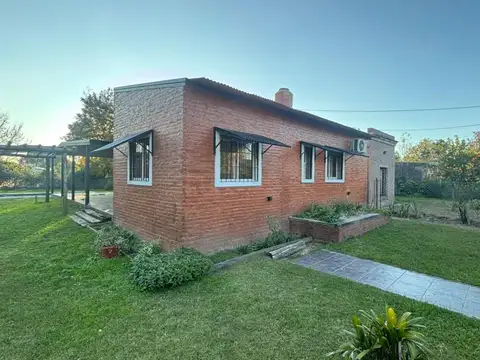 Venta de Casa Quinta en Rincón con gran terreno   