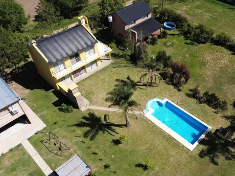 Casa en Venta con 1 cochera