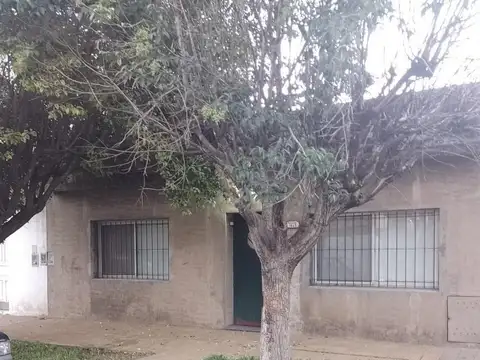 Casa Chalet  en Alquiler en Martin Coronado, Tres de Febrero, G.B.A. Zona Oeste