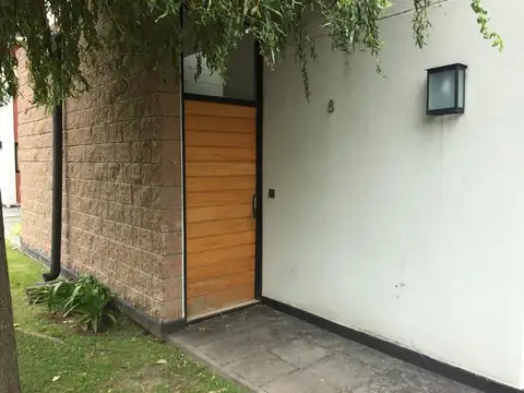 Casa en Venta en Manuel B Gonnet, USD 124.000