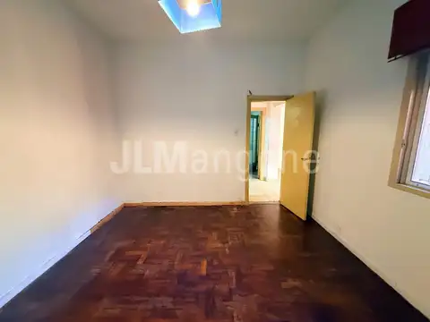 Depto Tipo Casa en Alquiler 60 años