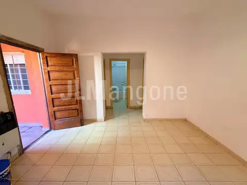 Depto Tipo Casa en Alquiler de 2 dormitorios