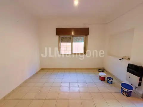 Depto Tipo Casa en Alquiler de 3 ambientes