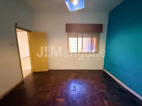 Depto Tipo Casa 3 ambientes con 2 baños