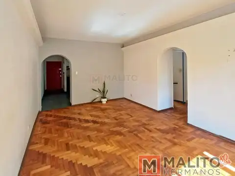 Depto Tipo Casa en Alquiler en Floresta, $ 700.000