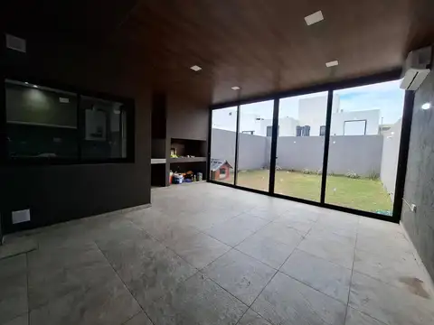 Alquiler Duplex Docta Boulevard Mza 69 lote 16 B