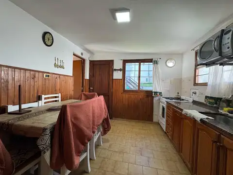 Departamento 7 ambientes con 3 baños