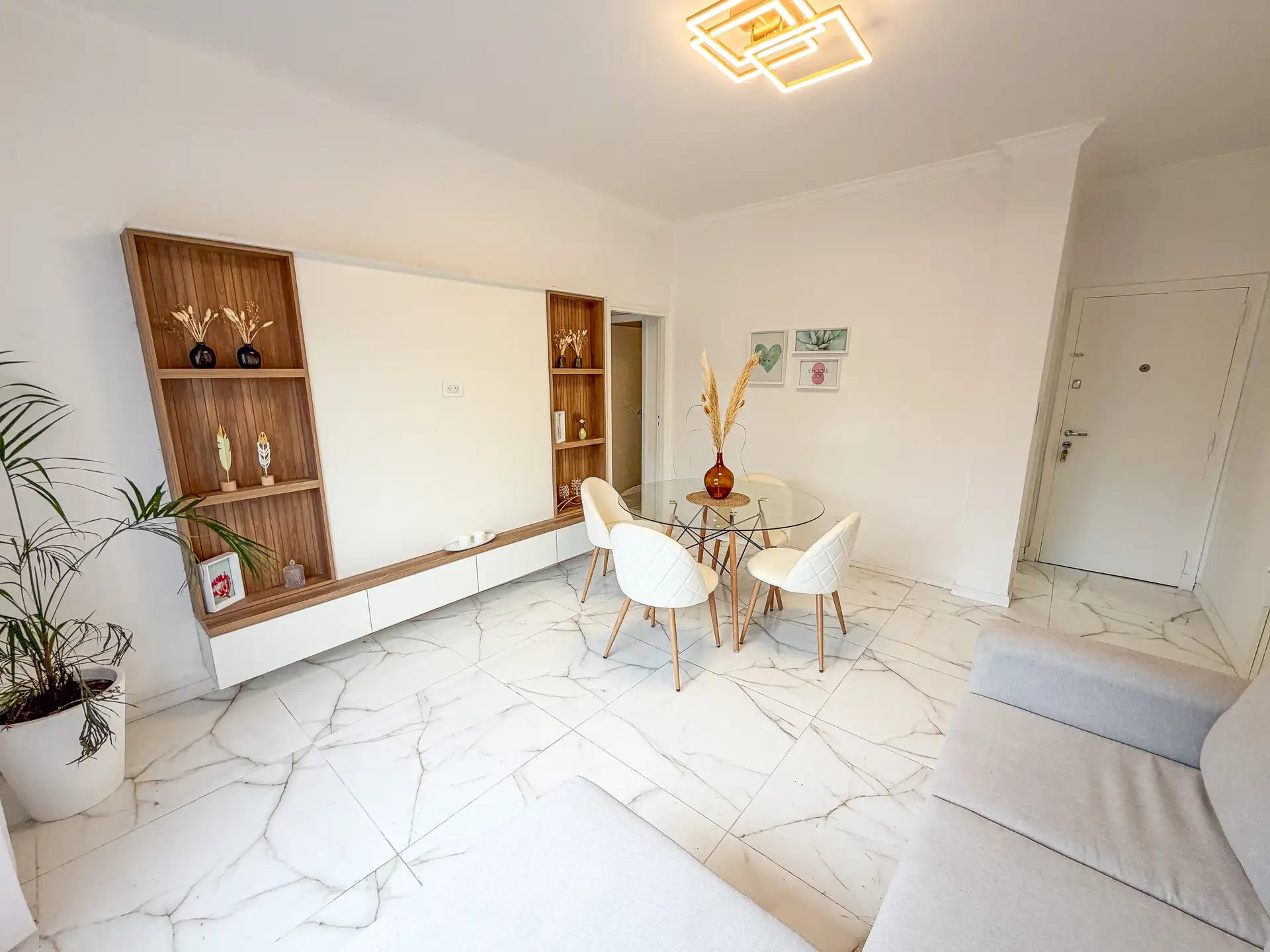 Depto 3 amb con dependencia, 64m², balcón y calefacción por radiadores — Centro