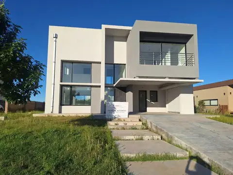 BARRIO VILLALOBOS HUDSON 100