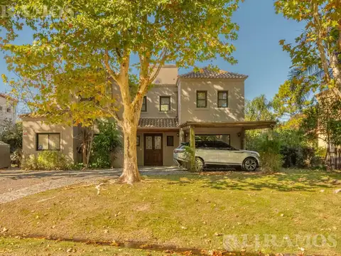 Casa en Venta de 5 dormitorios