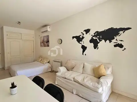 Departamento en Venta en Boulevard Del Sol, USD 83.000