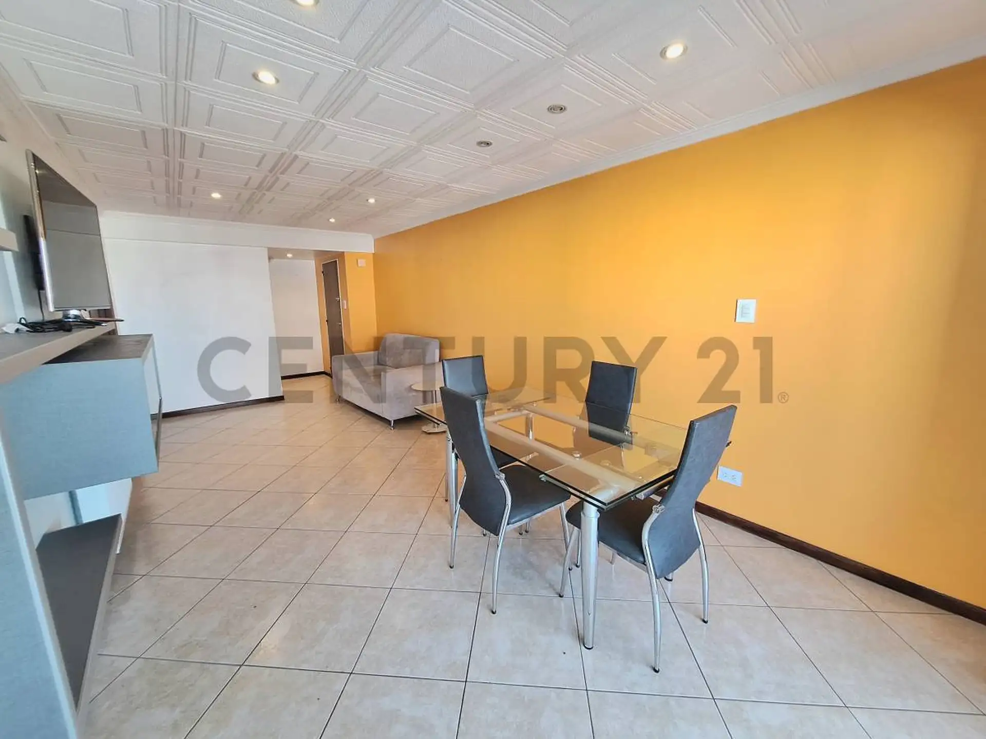 Depto 3 amb, 91m² con quincho, terraza y cochera — La Perla Sur