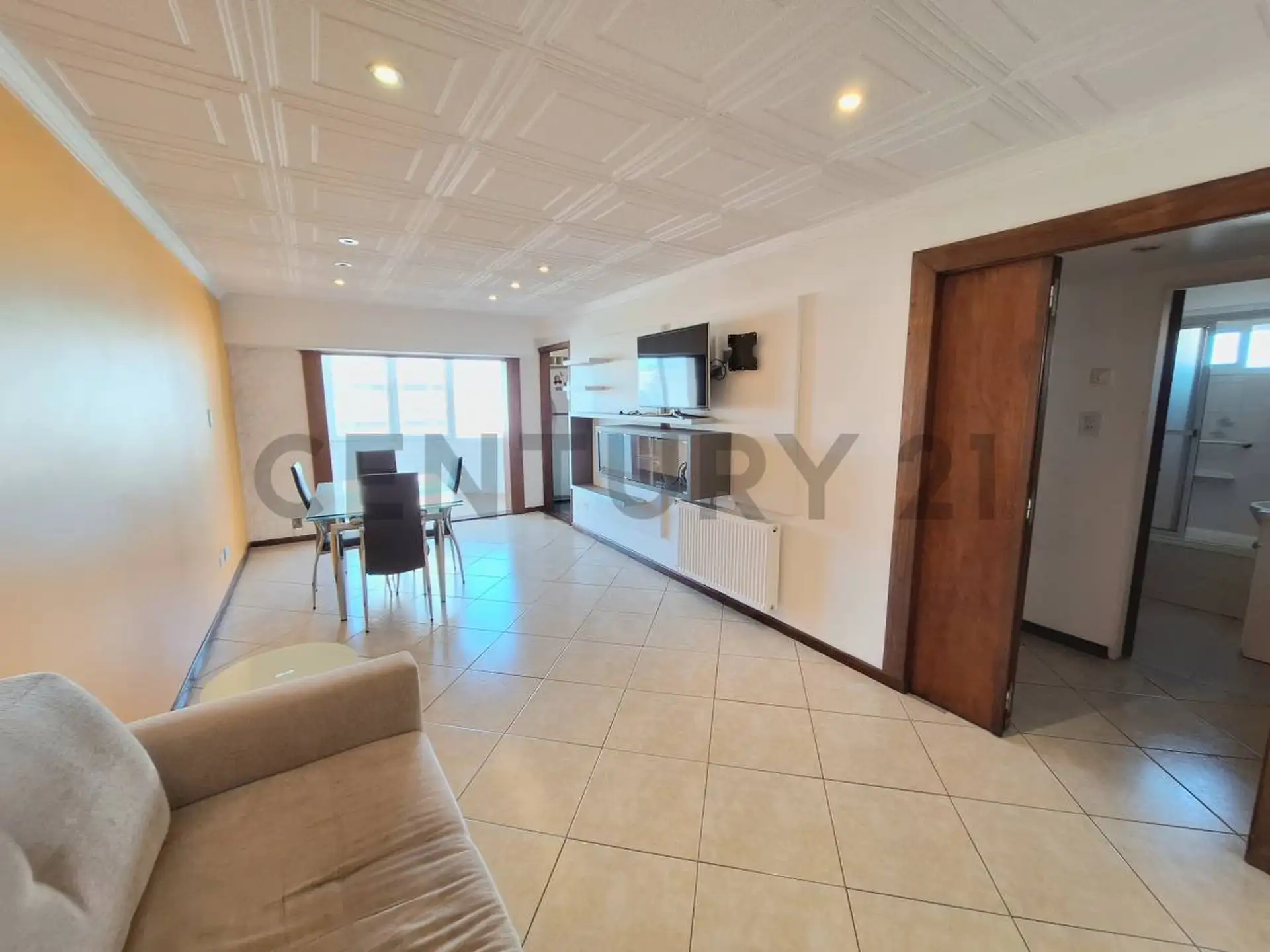 Depto 3 amb, 91m² con quincho, terraza y cochera — La Perla Sur