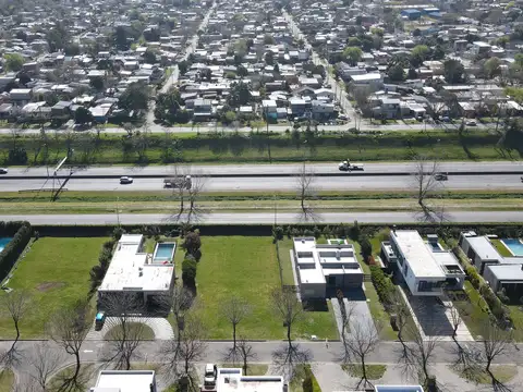 Terreno en Venta 70  mts Fondo