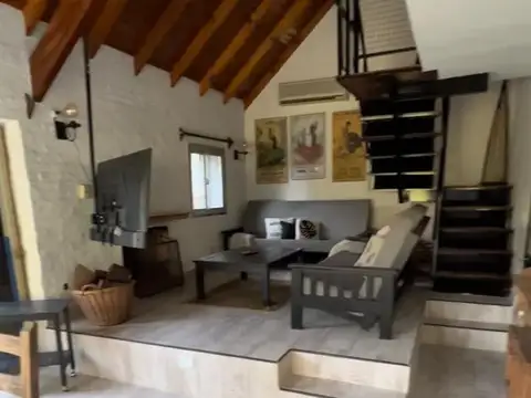 Casa en Alquiler al Este