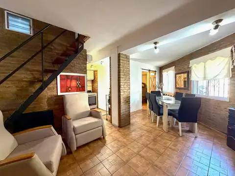 Venta Casa de 3 dormitorios en Lourdes con terraza