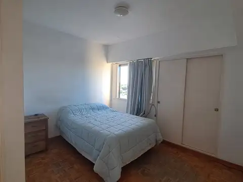 Excelente departamento en venta. Pilar Centro.