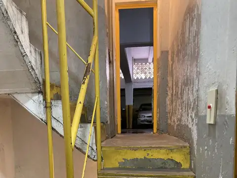 VENTA COCHERA CUBIERTA