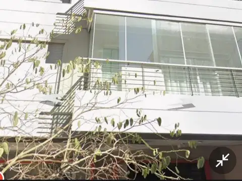 EXCELENTE MONOAMBIENTE BALCON CON COCHERA  PISCINA PARRILLA GYM