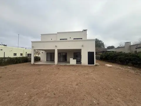 Casa en Venta en San Matias, USD 370.000