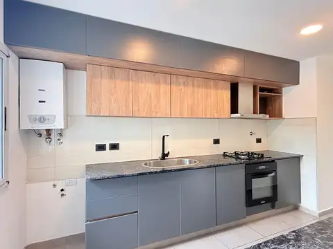 Venta/Permuta Departamento Dos Dormitorios Suite Terraza Exclusiva. Echesortu