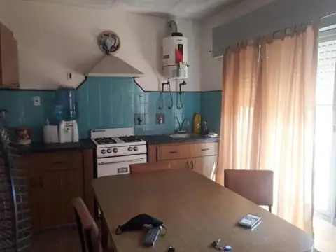 Maroni e/ Ameghino y Moreno