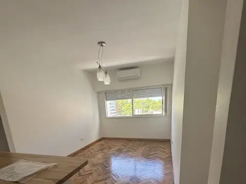 Contrafrente muy luminoso