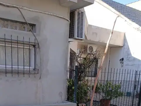 Casa en Venta en Haedo, USD 159.000