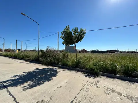 VENTA / LOTE / ZONA SUR / RAFAELA / M8-L104