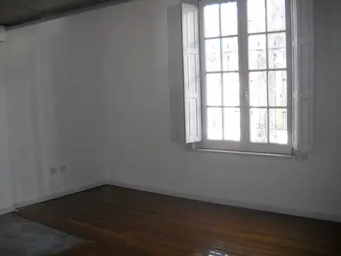 Depto Tipo Casa en Alquiler al Noreste